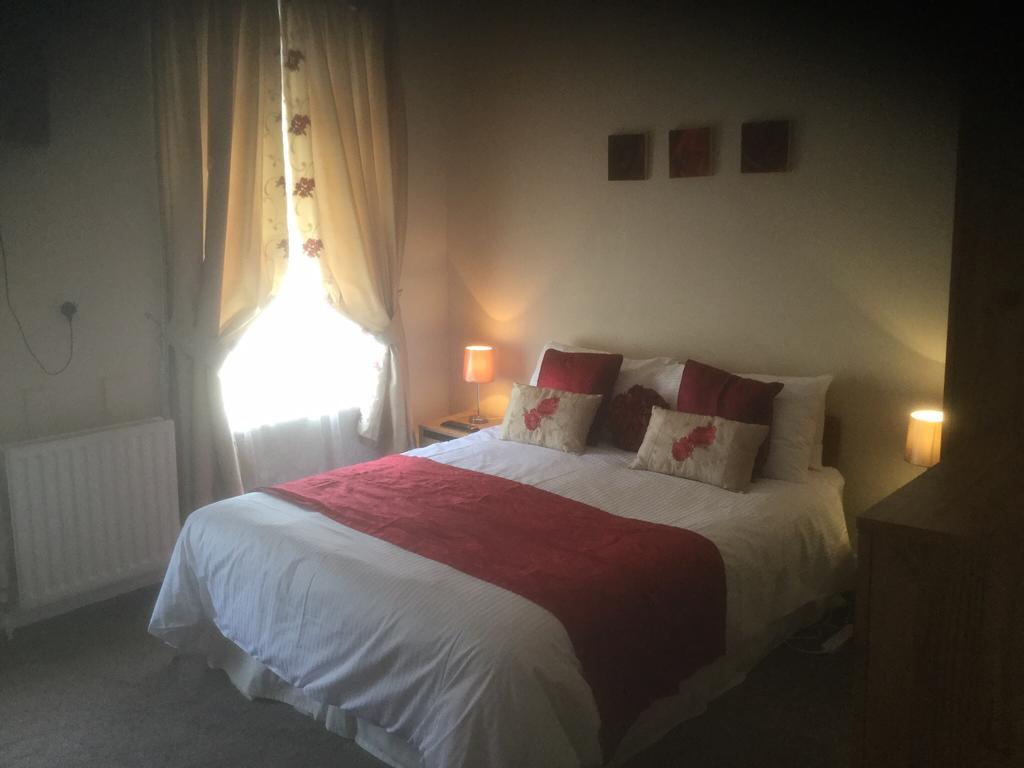 Ashlea House Otel Portrush Oda fotoğraf