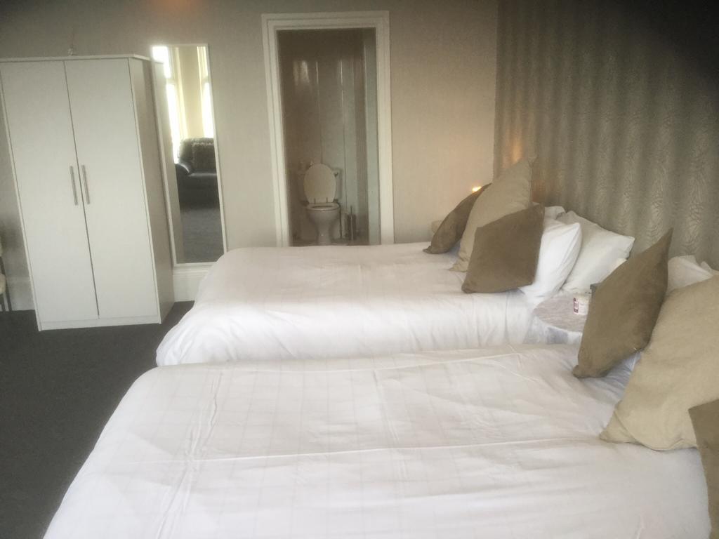 Ashlea House Otel Portrush Oda fotoğraf